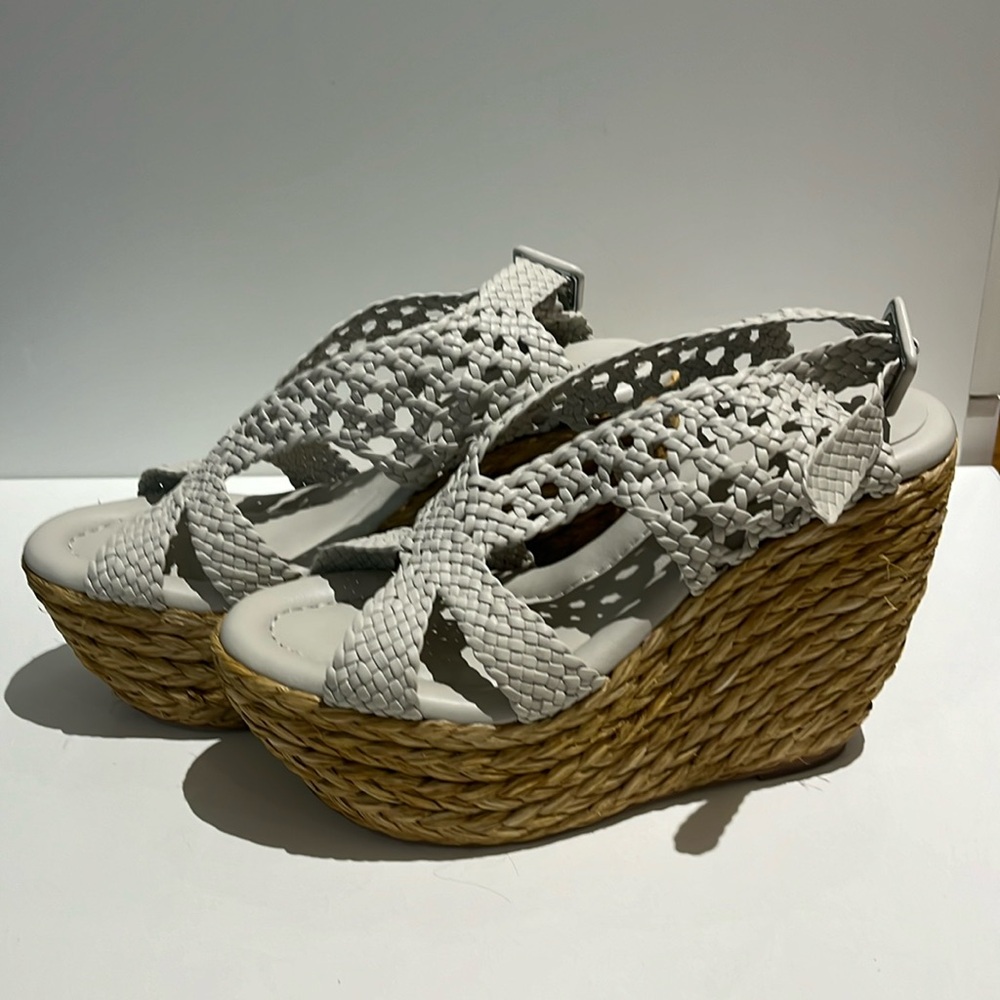 Paloma Barcelo white wedges. Beautiful and comfortable.